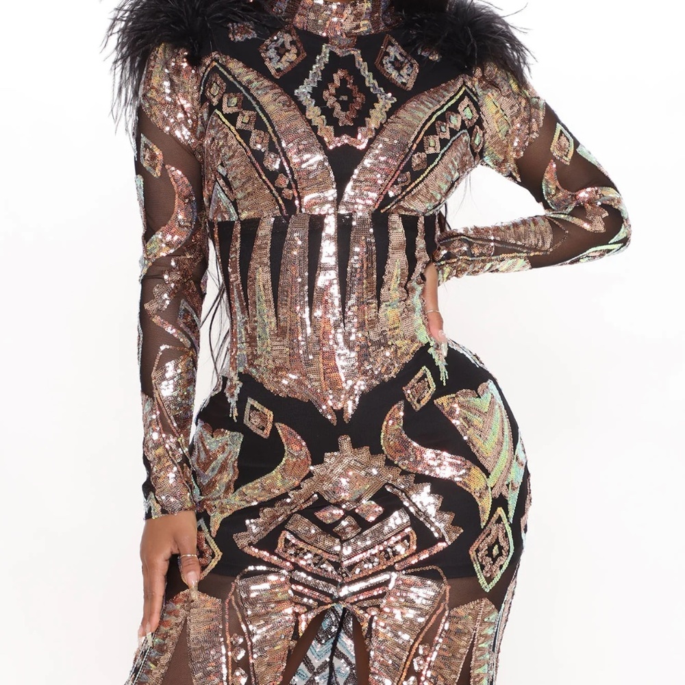 Entourage Sequin Maxi Gown - Black/Gold